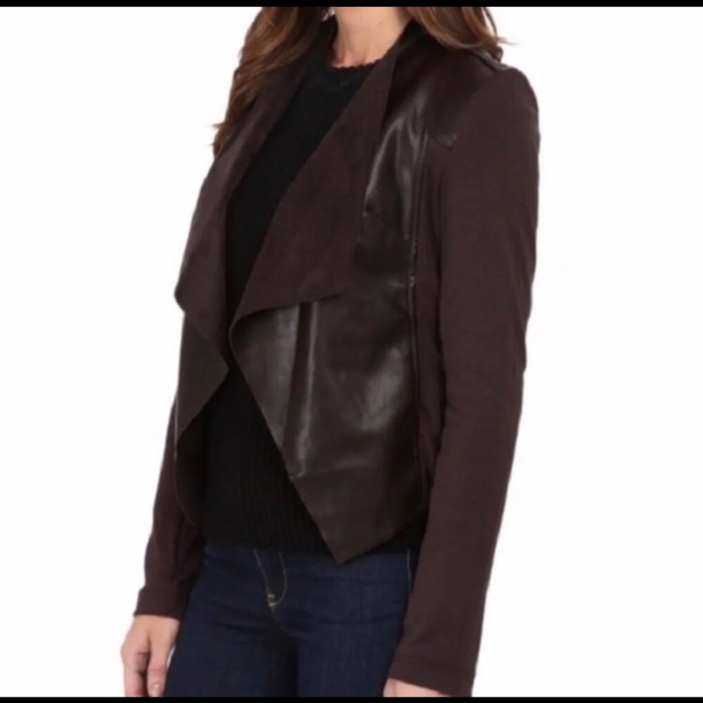 Kut from the Kloth Brown open front drape jacket.